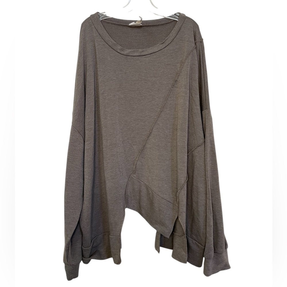 ✨5 for $15✨ BiBi asymmetrical top